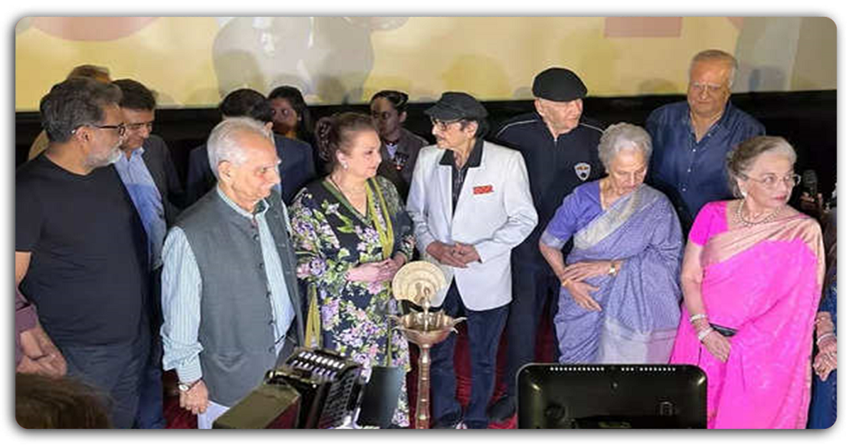 दिलीप कुमार की 100वीं बर्थ एनिवर्सरी पर एक साथ दिखीं वहीदा रहमान, आशा पारेख और दिव्या दत्ता