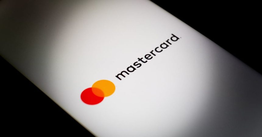 MasterCard collaborates on the Mercurio Non-Custodial Wallet Debit Card